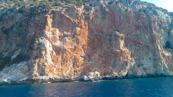 pescaturismemallorca.com excursions en vaixell a Cap Vermell Mallorca