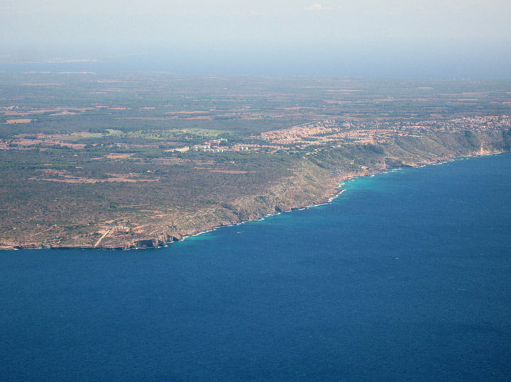 fishingtripmajorca.co.uk boat trips to Cabo Enderrocat in Majorca