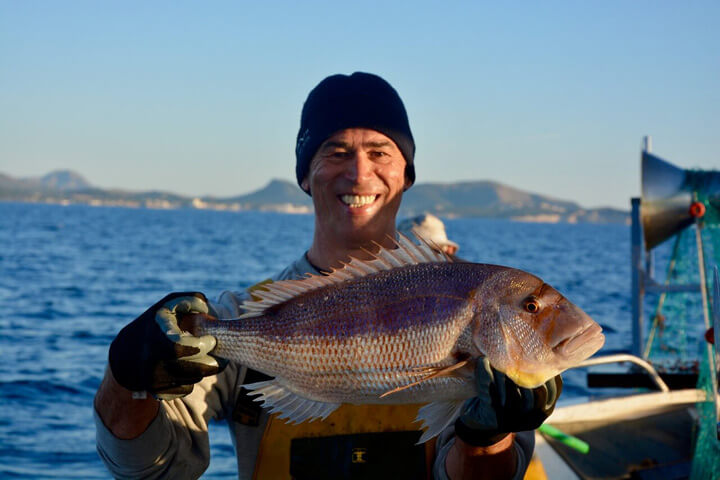 www.pescaturismemallorca.com excursions en vaixell a Mallorca amb Joans